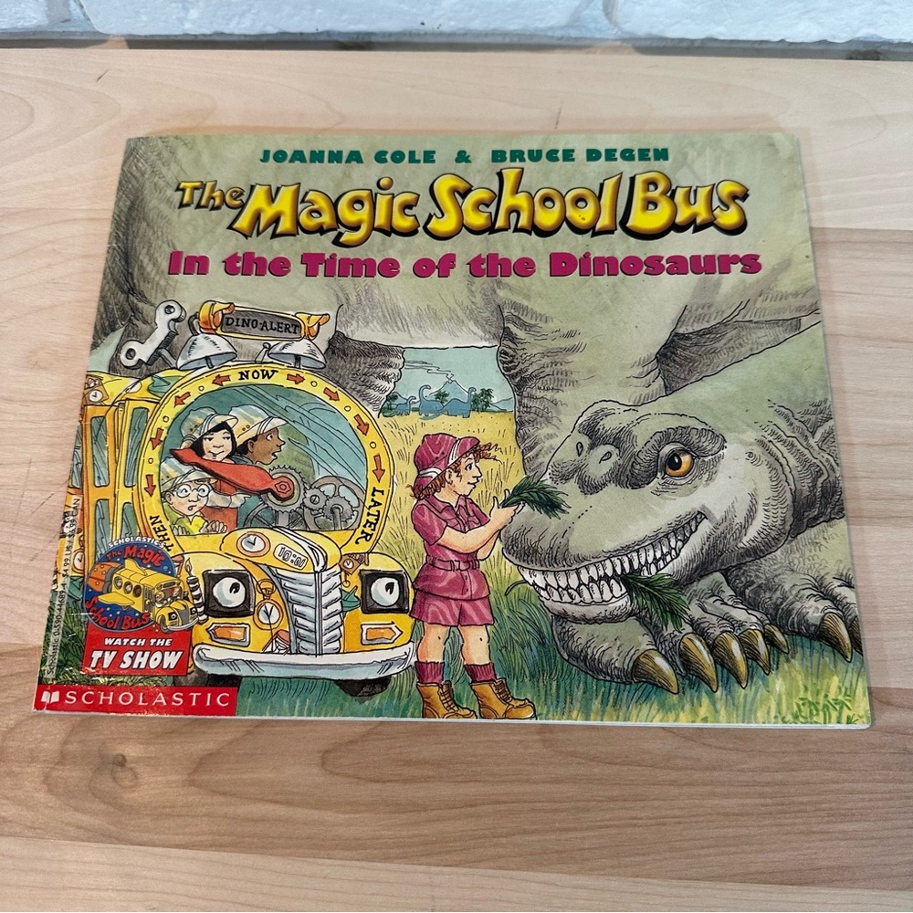 2 for $12 The Magic School Bus Vintage Softcover Book In the Time of Dinosaurs